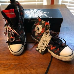 Harly Quinn Converse